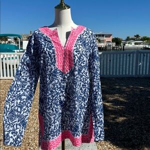 Lilly Pulitzer Navy and Pink Embroidered Tunic Top